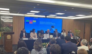 Childhood Brasil assina Pacto Nacional pela Escuta Protegida com o Governo Federal e Sistema de Justiça